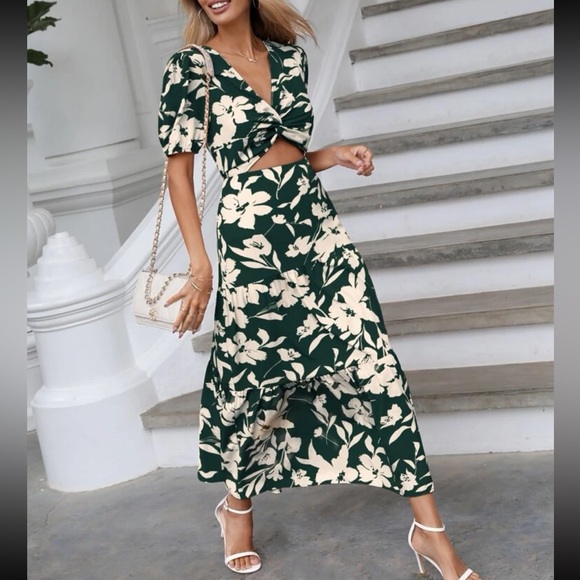 Boho floral print cutout front ruffle hem maxi dress - Picture 5 of 6